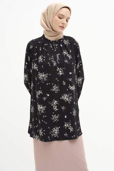 Tuğba Yakası Pile Detaylı Bluz - Siyah