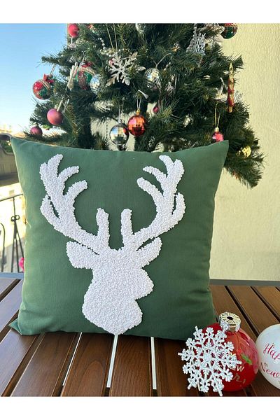 punchatolyem Panch Punch Mery Christmas New Year Model Handmade Green Color Throw Pillow Cover