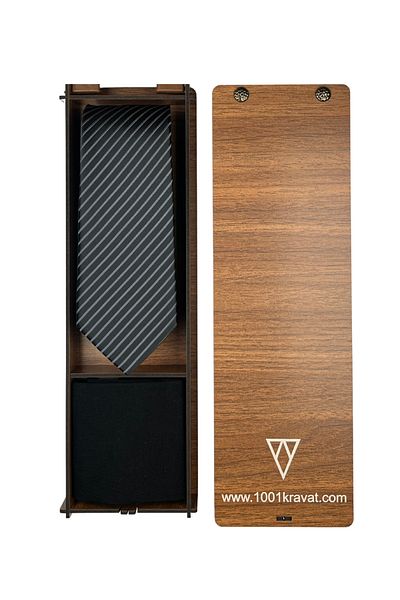 1001 Kravat Men's Gift Set with Wooden Box, Black Tie and Socks