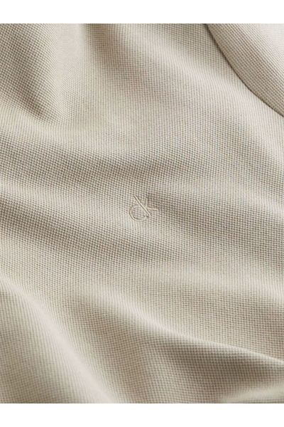 Calvin Klein Sweatshirt - Relaxed Fit and Stylish Design