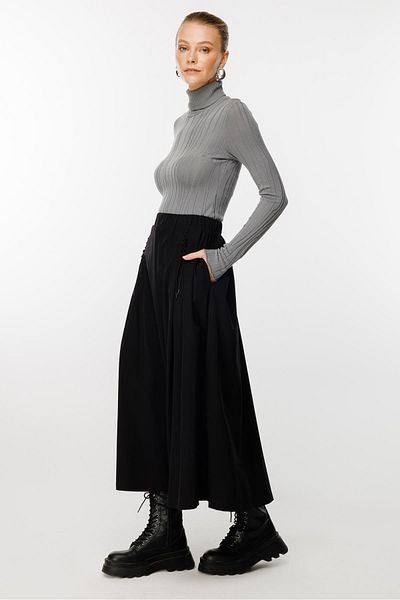 Ghisa Black Elastic Waist Skirt