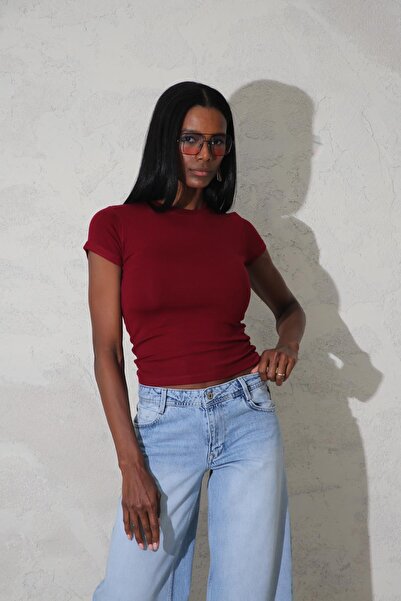 5in1Canpolat Claret Red Soft Touch Bamboo Basic T-Shirt
