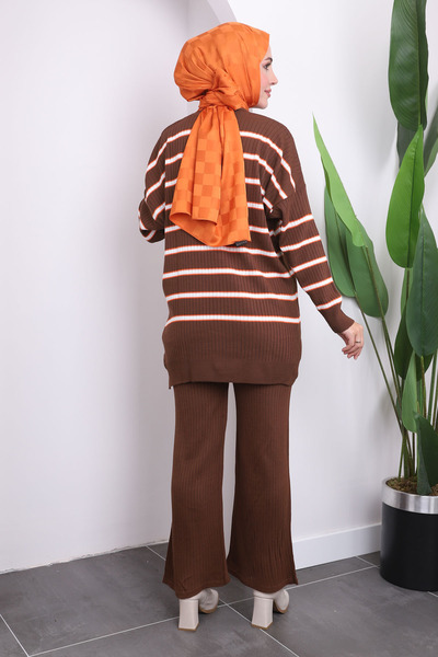 İmajButik Σετ παντελόνι με ριγέ πλεκτό καφέ