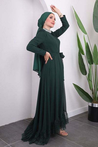 İmajButik Βραδινό φόρεμα με λεπτομέρεια από σμαραγδένια πράσινη πέτρα