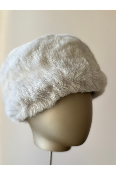 Amor Center Women's Faux Fur Hat Trend Plush Vegan Heart Hat