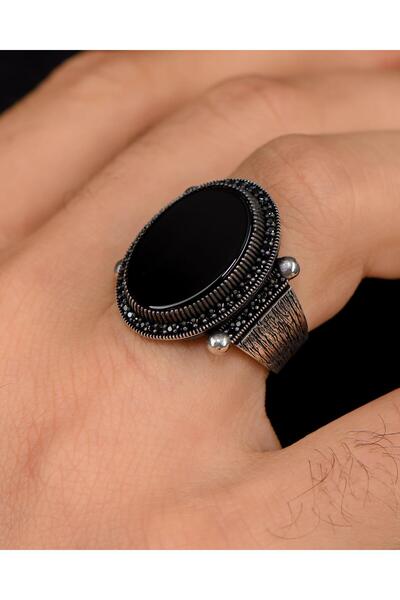 Prestige Gümüş Erkek Yüzüğü 925 Ayar Oniks Taşlı Zirkon Taş Süslemeli 100241