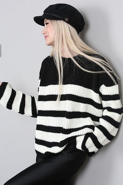 Madmext Weiß gestreifter Damenpullover Mg1298