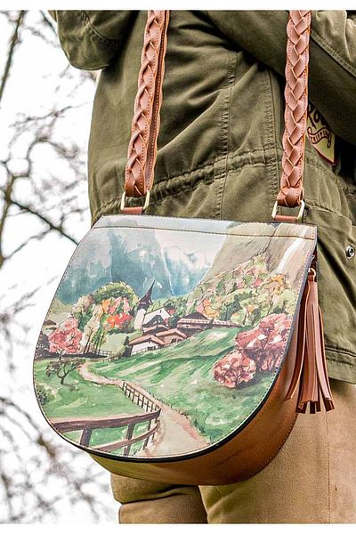 Dogo Geantă de umăr multicoloră din piele vegană pentru femei - Design Alpine Meadows