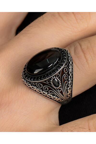 Prestige Oniks Taşlı Zirkon Taş Süslemeli 925 Ayar Gümüş Erkek Yüzüğü 800328