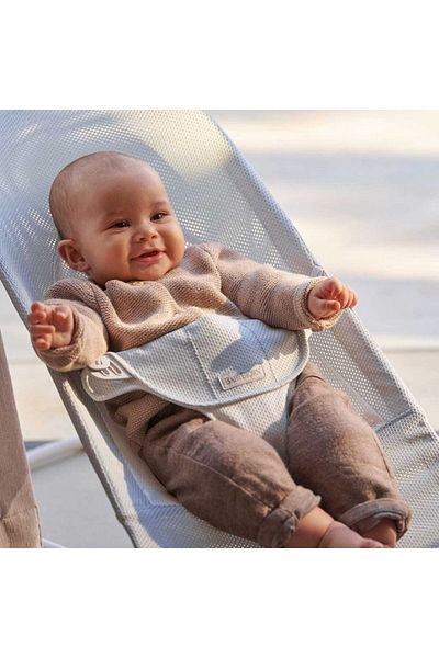 BabyBjörn Babybjorn Bouncer Balance Soft - Mesh (Silver/White) | Light Grey Frame