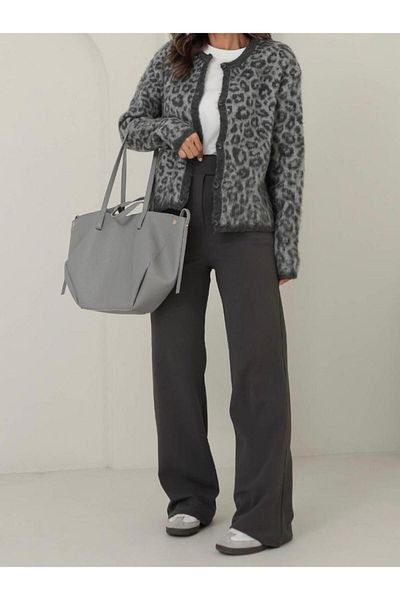YouLikeButik Woolen Leopard Pattern Cardigan