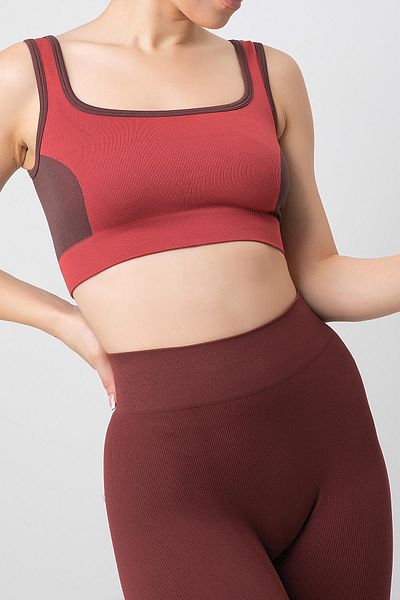 Doremi Seamless Ribbed Thick Strap Sports Bra