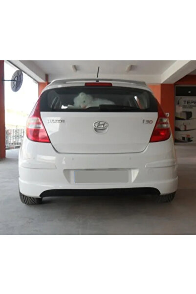 HasAkman Hyundai i30 Arka Ek Karlık Mat Siyah Plastik 2006-2012
