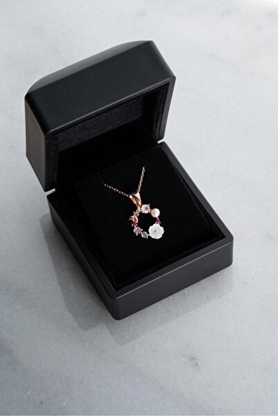 ESSARE 925 Ayar Gümüş Işıklı Kutuda Bahar Çiçeği Manolya Model Kolye