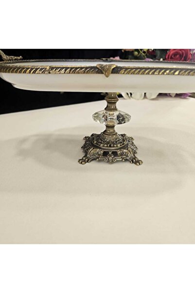 MaviDamla 2-Piece Porcelain Presentation Set with Barreled Cast Edge Frame - Antique Antique