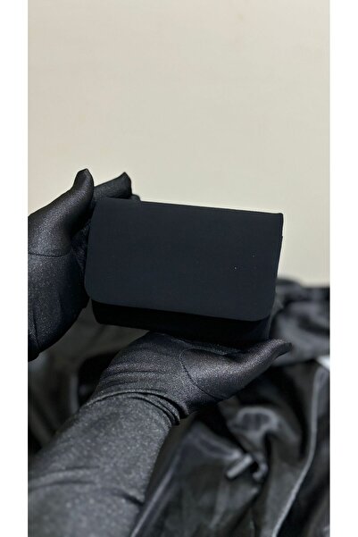 By EDUU Кадифена мини чанта за ръка и рамо в черна цвят