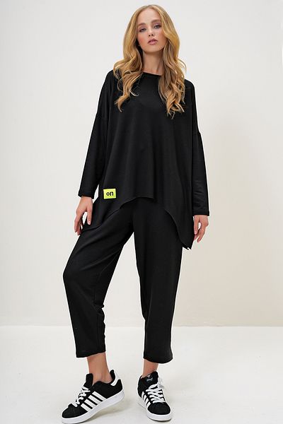 Trend Alaçatı Stili Women's Black Crew Neck Oversize Sweatshirt and Pants Set Alc-X13270