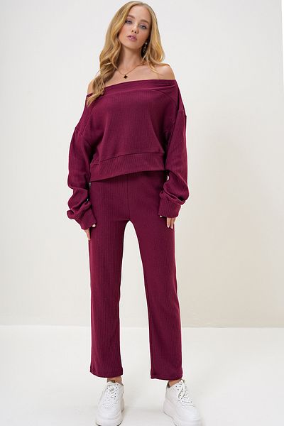 Trend Alaçatı Stili Claret Red Interlock Fabric - Madonna Collar Crop Sweat and Elastic Trousers Set Alc-X13075