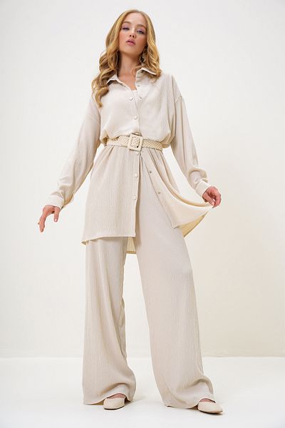 Trend Alaçatı Stili Damen-Set mit Vanille-Hemd, Revers, Knopfleiste vorne, Hemd und Hose ALC-X13122