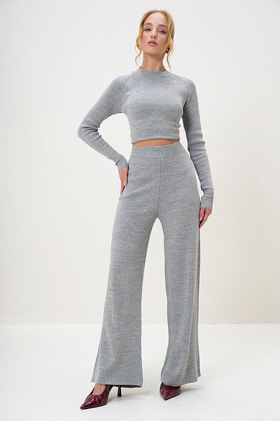 Trend Alaçatı Stili Szürke kötöttáru Crop blúz és Palazzo nadrág szett - Crew Neck ALC-X12995