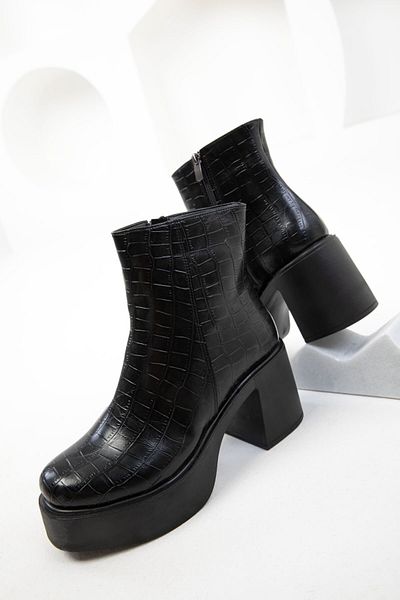SOHO Černé dámské boty Krako - model Bootie z roku 19986