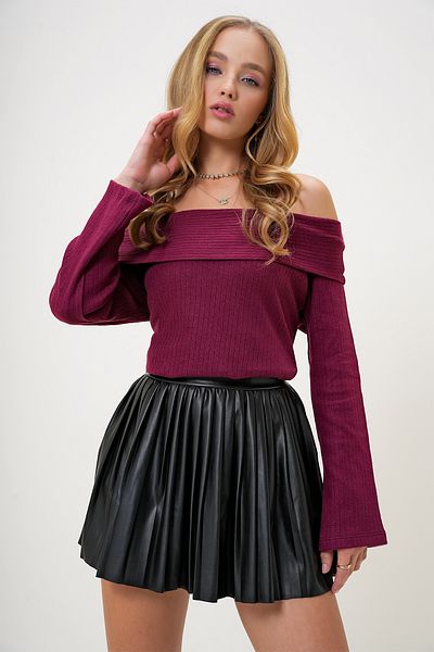 Trend Alaçatı Stili Women's Burgundy Madonna Collar Interlock Fabric Blouse Alc-X13117