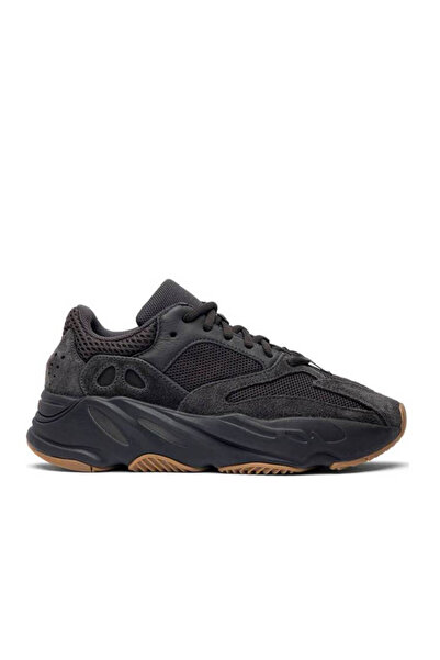 adidas YEEZY BOOST 700     UTIBLK/UTIBLK/UTIBLK
