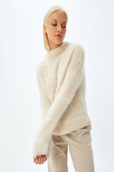 Koton Ecru Plaid Women's Sweater 5Wak90014Ht