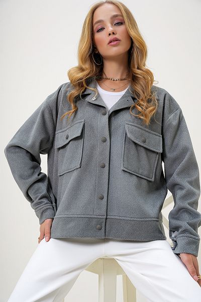 Trend Alaçatı Stili سترة نسائية رمادية مبطنة بجيب مزدوج ALC-X13269