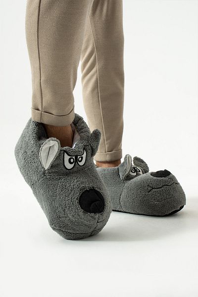 ALTUVATEKS Unisex Home Slippers with Wolf Figure
