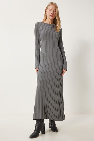 Happiness İstanbul Dunkelgraues, geripptes, langes Strickkleid mit Gürtel für Damen Kİ00108