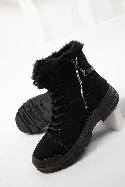 SOHO Dámské černé semišové boty - 2007 Model Bootie