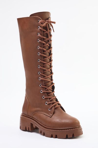 TRENDYOL SHOES Hellbraune Damenstiefel mit dicker Sohle und Schnürung – TAKAW25CZ00015
