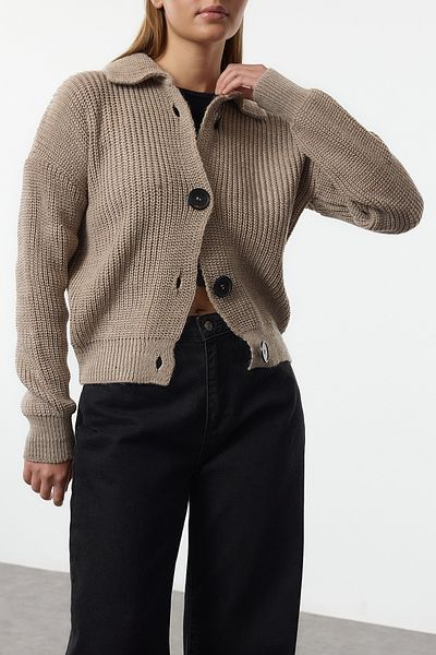 Edit by Trendyol Mink Button Detailed Turn-Down Collar Regular Knitwear Cardigan Tedaw25Hi00011