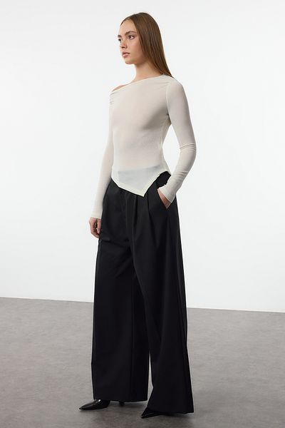 Trendyol Collection Ecru Asymmetrical Hem Detail See-Through Knitted Blouse Tpraw25Bz00018