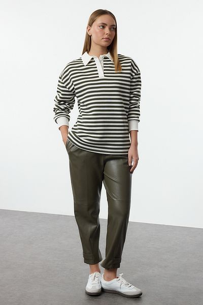 Trendyol Collection Polo límec Khaki pruhovaná oversize mikina - silný fleece uvnitř Twoaw24Sw00344