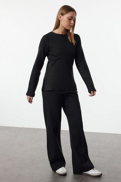 Trendyol Collection Kerékpáros nyakú hasított fekete kötött készlet - TWOAW25AU00104