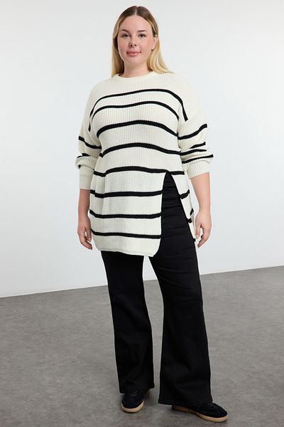 Trendyol Curve Ecru Striped Slit Long Knitwear Sweater Tbbaw25An00058