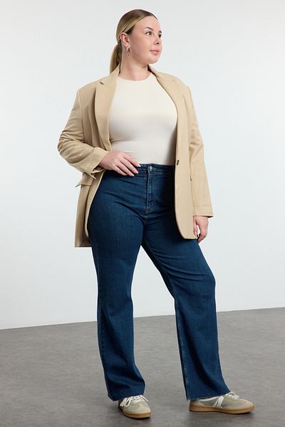 Trendyol Curve Niebieskie jeansy z wysokim stanem i szerokimi nogawkami w dużych rozmiarach Tbbaw25Cj00033