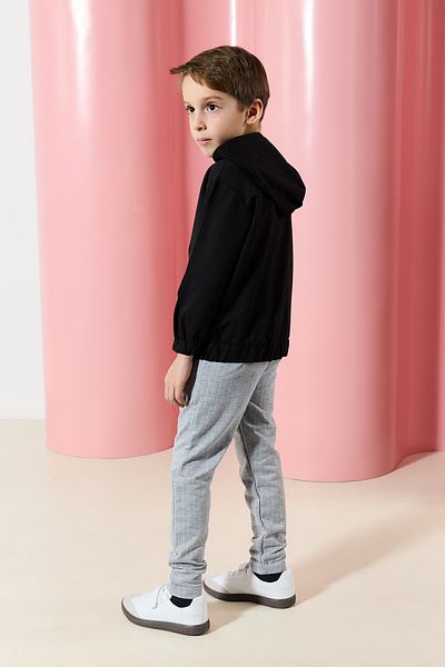 TRENDYOLKIDS Světle šedé tenké pruhované sezónní pletené kalhoty pro chlapce - Tkdaw25ea00004