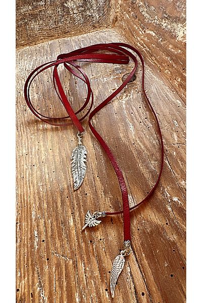 by özllem Design Leather Wrapped Bohostyle Leaf Necklace