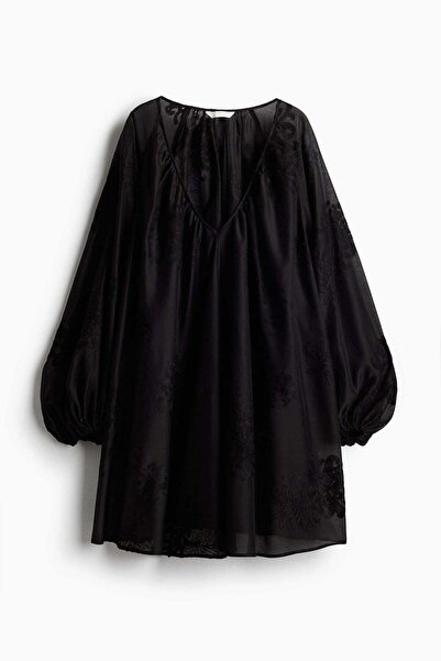 H&M فستان مطرز