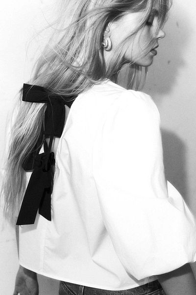 H&M Lyocell-blend tie-detail blouse