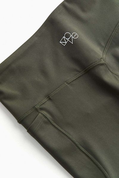 H&M Drymove™ Pocket-detail Sports Hotpants