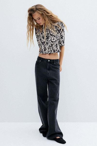 H&M بلوزة مزينة بالتطريز