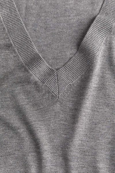 H&M V-neck jumper