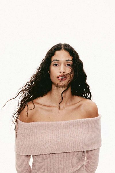 H&M Off-the-shoulder jumper