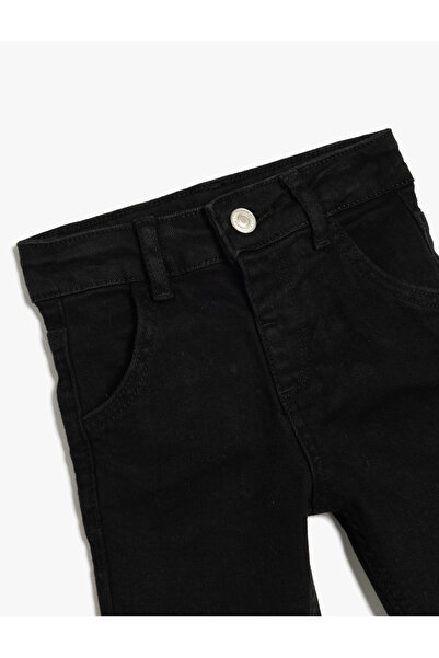 Koton Carrot Cut Jeans with Pockets and Elastic Waist