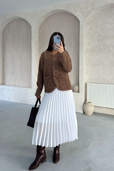 Seda Yalçın Atelier Fusta albă din satin plisată de lungime midi