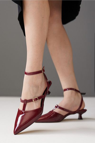 Lizzu Burgundy Frobia - Women's Pointed Toe Low Heel Shoes